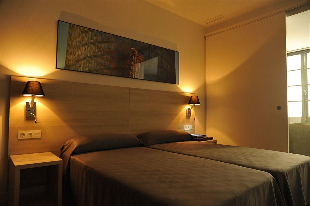 The 8 Boutique B&B Барселона Экстерьер фото