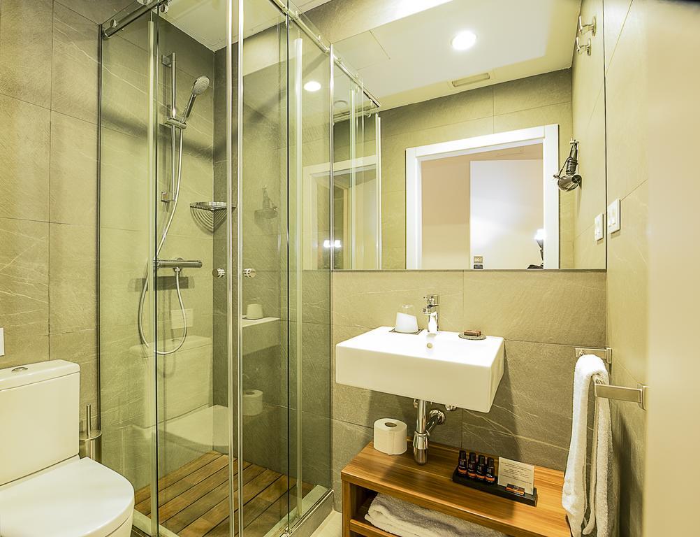 The 8 Boutique B&B Барселона Экстерьер фото